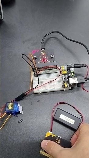 #microbit #microbits #maker #servomotor #tecnologia #robot