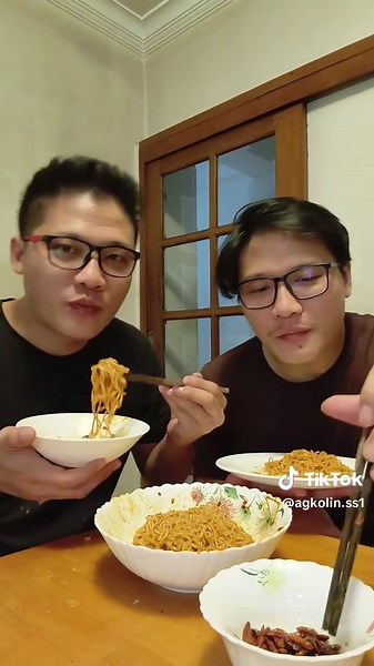 original sound - Aung Ko Lin ပါဝင်သည့် Aung Ko Lin (@agkolin.ss1) ၏ ဗီဒီယိုများ