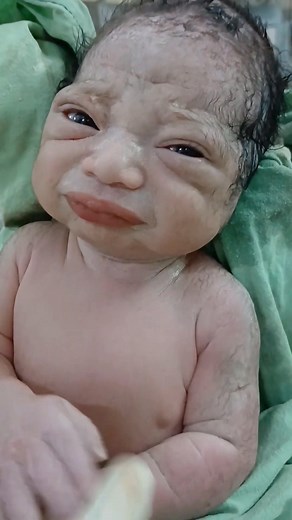 47K reactions · 117 shares | New born baby girl so cute 殺 #christmasgift #bebylove #nicubabycare | Deepak Gautam | Facebook