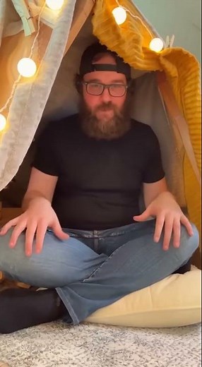 BUILD a blanket fort