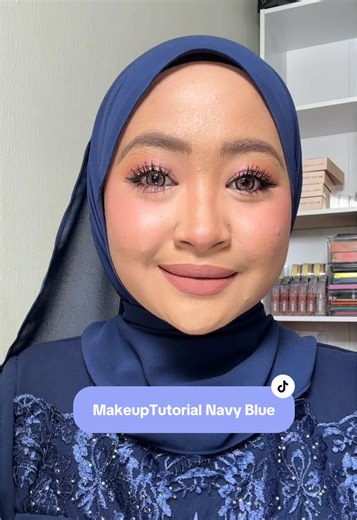Elegant Navy Blue Makeup Tutorial for Beginners