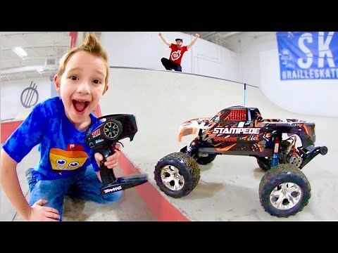 FATHER SON RC MONSTER TRUCK At The Skatepark!