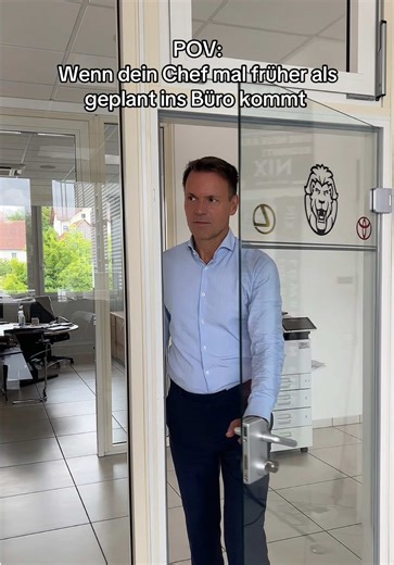 Wer kennt‘s? 😂 #autonix #autohausnix #TeamNIX #bürocomedy #büroalltag