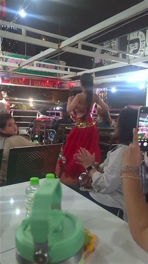 越南峴港旅遊｜韓江遊船夜遊：龍橋噴火秀與船上熱舞表演Dragon Bridge