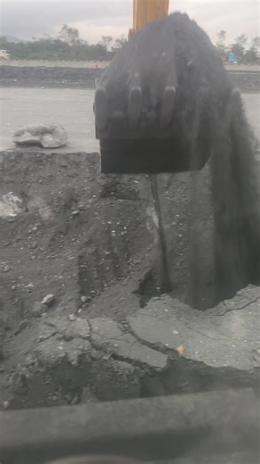 任哥 (@renzhongxin) 的影片使用了 原聲 - LSY