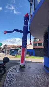 Watch this dancing inflatable star steal the show!