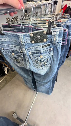 Explore Vintage Fashion at Dynamo Zürich