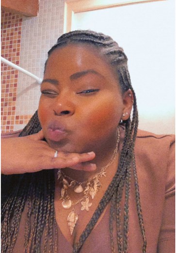 Tu veux devenir Conseiller en Insertion Professionnelle (CIP) ? Ce métier passionnant demande bien plus que des compétences techniques. Voici les qualités humaines essentielles pour accompagner au mieux chaque personne dans son parcours : \t1.\tÉcoute active : savoir entendre au-delà des mots, pour comprendre les besoins réels. \t2.\tEmpathie : se mettre à la place de l’autre sans jugement, pour mieux l’accompagner. \t3.\tPatience : chaque parcours est unique, les évolutions prennent du temps. \