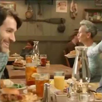 Cracker Barrel Sunday Homestyle Chicken TV Commercial, 'One to Remember'