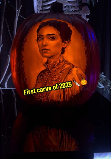 Winona Ryder as Mina in Dracula Pumpkin Carving Art