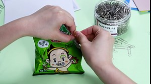 Paper Clips 700 Piece Assorted Size, Silver Paperclip for Office School Hospital and Personal with Storage Holder (1.1 inch, 1.3 Inch, 2 Inch & 28 mm,33mm,50 mm)