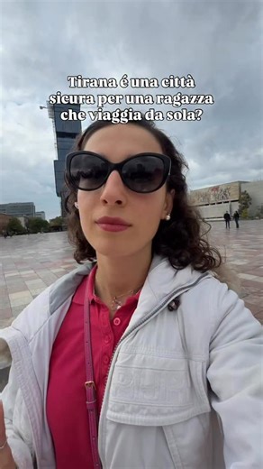 Tirana é una città sicura per una ragazza che viaggia da sola? ✨ Aggiungo un dettaglio sull’ultima cosa che ho detto nel video, il tassista mi ha parlato di “ucc****e un albanese” perché intendeva applicare il Kanun. Per chi non lo conoscesse è un codice/ sequenza dí consuetudini che erano, tanto tempo fa soprattutto, delle vere regole di comportamento. Tra tutte le norme, quella che lascia più sconvolti di solito è la vendetta di sangue che è quella che il tassista mi ha detto che si sarebbe ap
