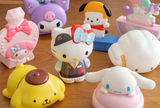 マックのハッピーセット✨️ハッピーサンリオキャラクターズ♡かわいいです(^^)第1弾も第2弾もお見逃しなく♫キティのジューシーいちごスムージーもポムポムプリンのクリーミープリンフラッペも楽しみ〜#ハッピーサンリオキャラクターズ