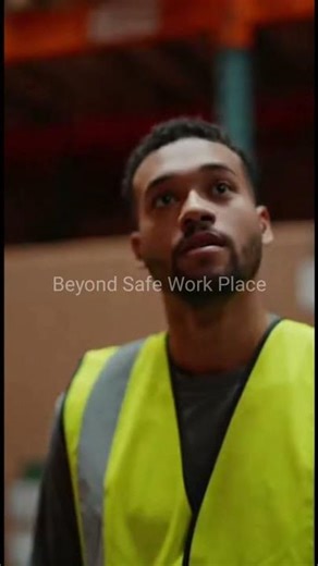 One Second of Distraction Can Cost a Lifetime ⚠️ Stay Alert, Stay Safe