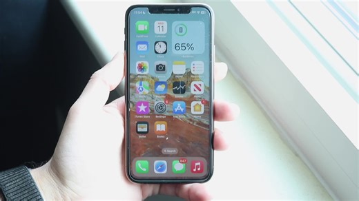 iOS 18.7.5 Review on iPhone XS: Update Insights