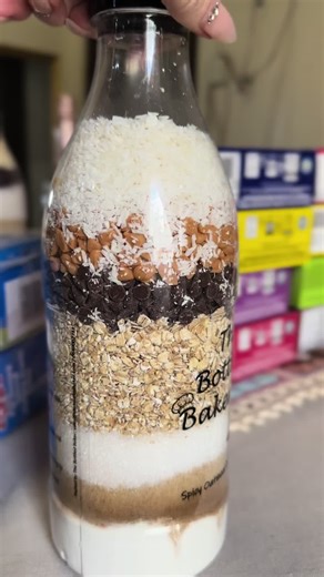 @The Bottled Baker ™️ Jy kan 2 x Cookie premix ( maak 80-100 koekies) 2 x brood premix 2 x Marinade premix