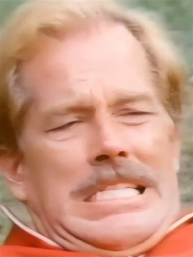 boop beep beep bop bop boop #fart #endlesstrash https://ko-fi.com/niamaxson/goal?g=0