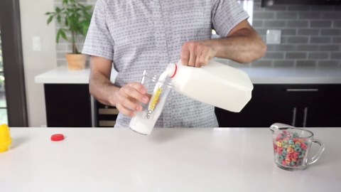 CRUNCHCUP XL Pink - Portable Plastic Cereal Cups for Breakfast On the Go, To Go Cereal and Milk Container for your favorite Breakfast Cereals, No Spoon or Bowl Required