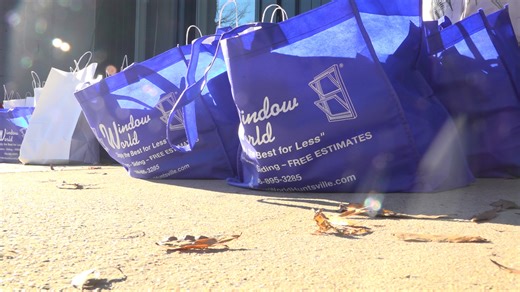 Decatur restaurant gives free meals to people in need