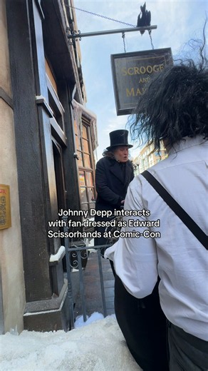 When Edward Scissorhands met Scrooge at Comic-Con
