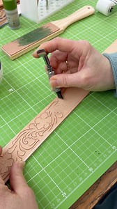 13K views · 65 reactions | ✨ Personalise your leatherwork like a pro! ✨In this short tutorial, we’re using the MakerAid® belt designs reusable pattern set.  Elevate your leather-craft with this handy tool and don’t forget to share your results with us!  #paracordeu #paracord #dogcollar #paracordprojects #diy #biothane #leather #leathercraft #makeraid | Paracord.eu | Facebook