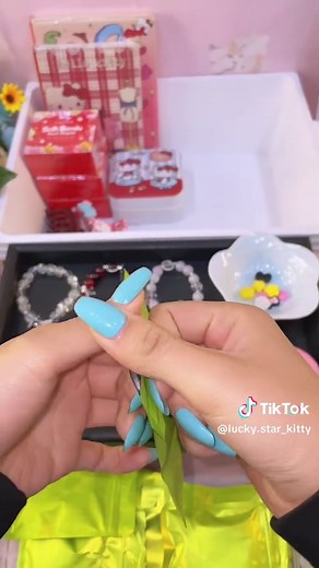 Hot Pink Lucky Scoop Mystery Box ASMR