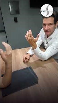 Wrist and Hand Fracture: How to Reduce Swelling with Massage | Dr. Robson Sitta