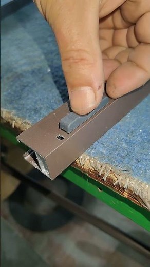 Extremely narrow invisible retractable window screen, high-definition diamond mesh, zipper welding