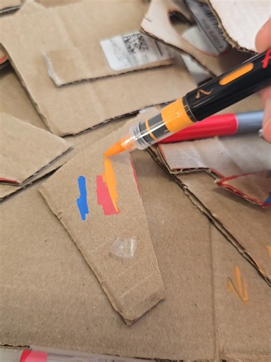 If you love crafting, adult coloring, or DIY art projects, these fine tip, brush-like acrylic markers are absolutely perfect. With 36 vibrant colors, this set makes it easy to add professional-quality details to rock painting, books, cards, ston graffiti, note-taking, and all kinds of creative projects. The markers glide smoothly, are long-lasting, and versatile for multiple surfaces. Whether you’re an artist, hobbyist, or just love crafting, this set gives you endless creative possibilities — a