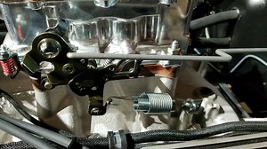 Throttle return spring geometry