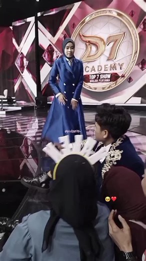 MasyaaAllah✨ bismillah semoga malam ini bsa menampilkn yg terbaik ya mil🥹 semoga 3 so Aamiin.. Km sll mendoakn kalian💞 sukses truss kalian ber2 @DA7 MILA @DA7.Valen #milen #dangdutacademy #indosiar