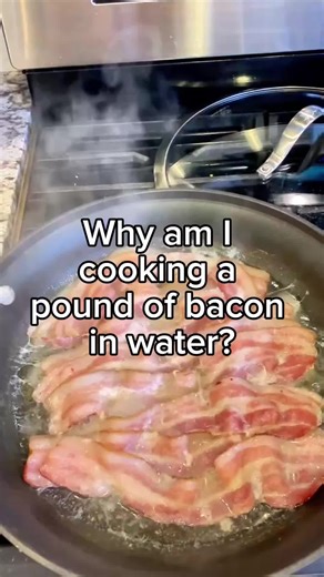 Cooking a whole pound of bacon in water might sound strange, but this method makes incredibly crispy bacon with evenly rendered fat. The water lets the bacon cook slowly at first so the fat melts away before the bacon starts to brown. Once the water evaporates, the bacon finishes cooking in its own fat and turns perfectly crisp without burning. If you struggle with bacon that cooks unevenly or burns before it gets crispy, this trick is worth trying. It’s an easy way to cook a full batch and get 