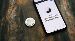 The rise and fall of AirTag stalking explained | Cybernews