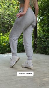 Lizzie Clark on Instagram: "Scissors Tutorial ✂️ Save this to try later 😊"