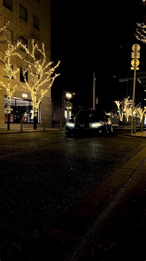 やっぱり生脚でしょ👍#バズるまで投稿 #レクサスgs350 #シャコタン #黒塗りセダン #生脚