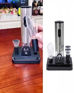 36 reactions |  Állítsd be és élvezd a gyors működést és a cseppmentes kiszolgálást.  Tökéletes ajándék! Vásárolj most  https://vigoexpress.hu/termek/electric-wine-openers-set-vinocork?sp=776990i007 | Vigoexpress | Facebook