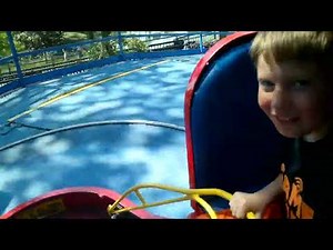 Riding The Tilt-a-Whirl - Adventureland Park - Altoona, Iowa