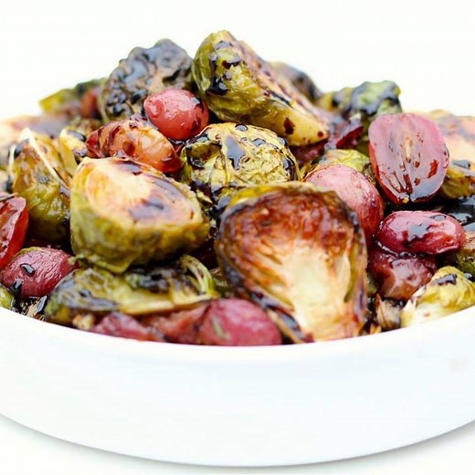 This Roasted Brussel Sprouts and Grapes recipe was requested by one of my YouTube viewers a while back. Before she suggested it, I had never heard of it, but now I love it! So good! Recipe: https://cleananddelicious.com/brussels-sprouts-grapes-video | Clean and Delicious with Dani Spies