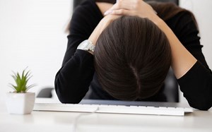 How to Support Neck in an Office Chair?