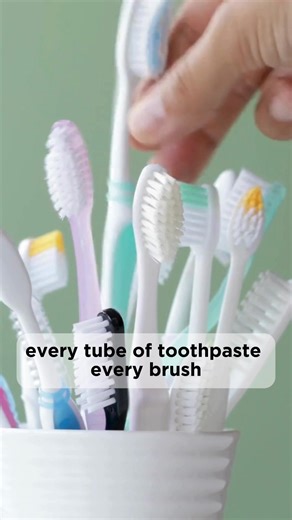 Would you make the switch? Already loved by thousands of Kiwi - 2,300 ⭐⭐⭐⭐⭐ reviews - this is New Zealand's favourite sustainable toothpaste. Formulated by a oral health therapist, so you can trust that it's good for your teeth. Yay, science! One jar = two toothpaste tubes saved from landfill. Tap or click below to get your Solid Starter Pack today - includes a FREE metal toothpaste scoop | Solid - Sustainable Oral Care