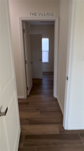 🚨 Three-Bedroom Apartments! 🚨 Move in TODAY at The Village and enjoy a spacious 3-bedroom apartment with modern finishes ready for immediate move-in. ✨ 3 Beds | 2 Baths | 1,214 Sq. Ft. 🔥 Move-in for $285 on your first month’s rent! ⏳ Limited availability — these won’t last 🤩 Perfect for small family’s , roommate’s, or if you just need the extra rooms! Call or stop by to take a Tour! 📍530 S State Highway 336, Edinburg, TX 78539 📞 956-450-2979 #thevillagergv #edinburgtx #NowLeasing #newapart