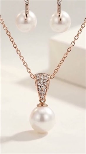 ✨ Elegance that speaks for itself. ✨Pearls, sparkle & timeless beauty — all in one stunning set.
