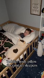 The perfect helper for contact sleepers. With the wonderpillow, your kids will find better more comfortable sleep instantly. #montessori #sleep #kidssleep #bedtimeroutine | MiniLabbies