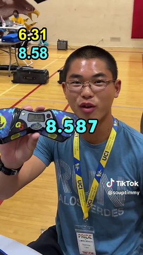 Who will solve it the FASTEST? 🤔 #cubing #cuber #speedcubing