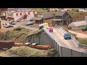 Mt. Rainier N scale model railroad club at UNW train show, PART2