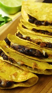 12 reactions | Vegetarian Black Bean Tacos Crunchy tacos filled with...