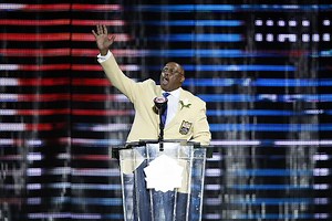 BREAKING: Denver Broncos Hall of Fame RB Floyd Little Dead At Age 78