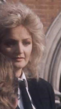 Bonnie Tyler sings her legendary song Total Eclipse Of The Heart -Turn Around pt6