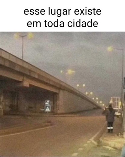 Como pode esse lugar existir em toda cidade? 😵‍💫#meme #cidade #memes #lugares #fyp