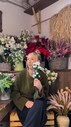 9.3K views · 80 reactions | Za vsak lep posnetek stoji vsaj deset “ups” momentov來 #flowers #reelsfypシ #bloopers #camera #gardening | Vrtnarstvo Gomzi | Facebook